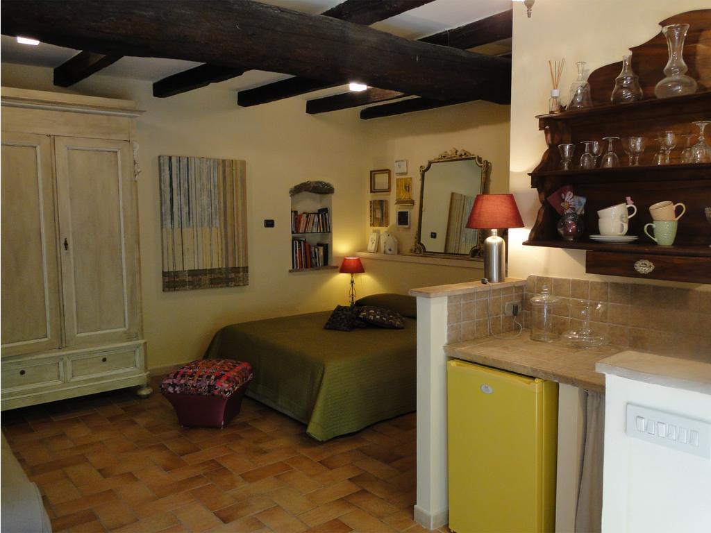 La Locanda Del Riccio Viterbo Exterior photo